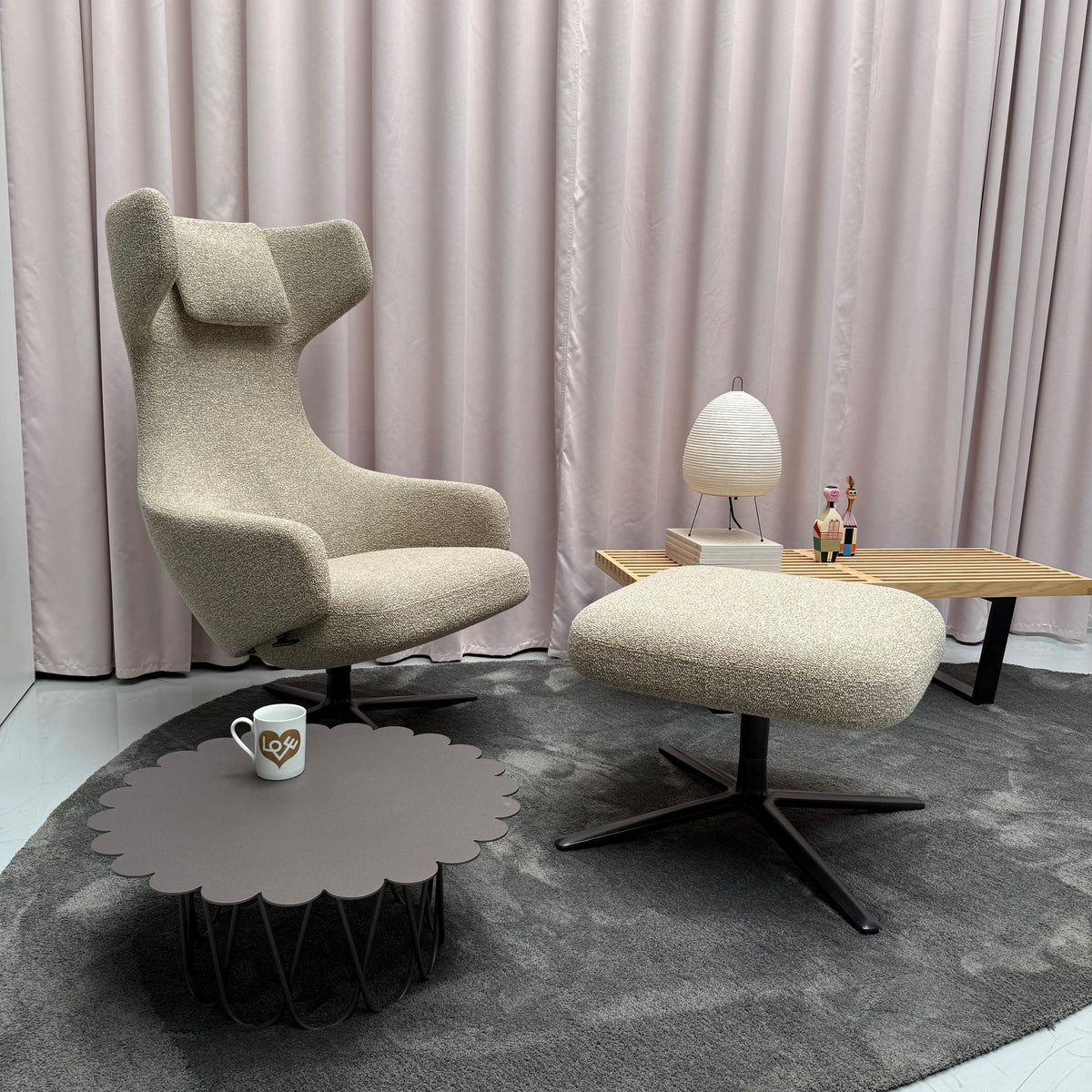 Vitra Repos Ottoman Hocker einzeln mit Viersternfuß