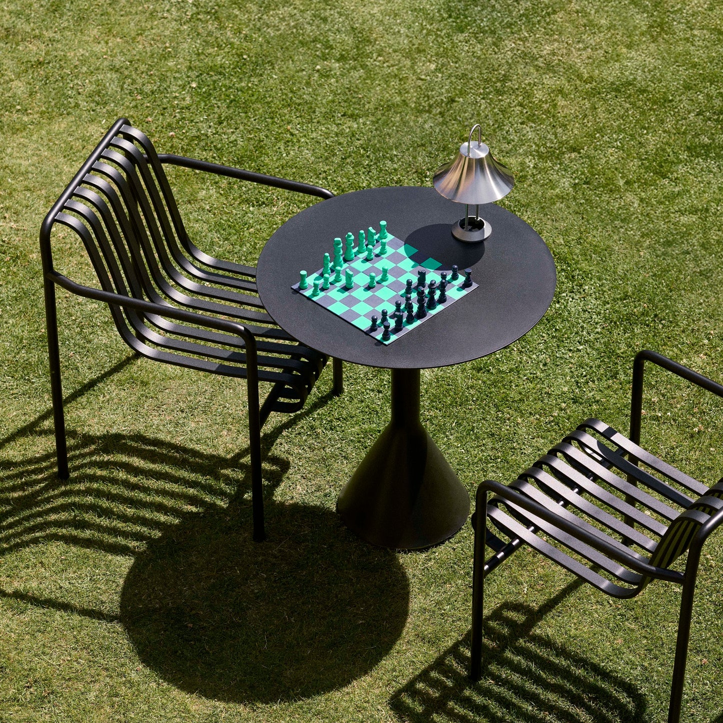 HAY Palissade Dining Armchair Outdoor-Stuhl mit Armlehnen