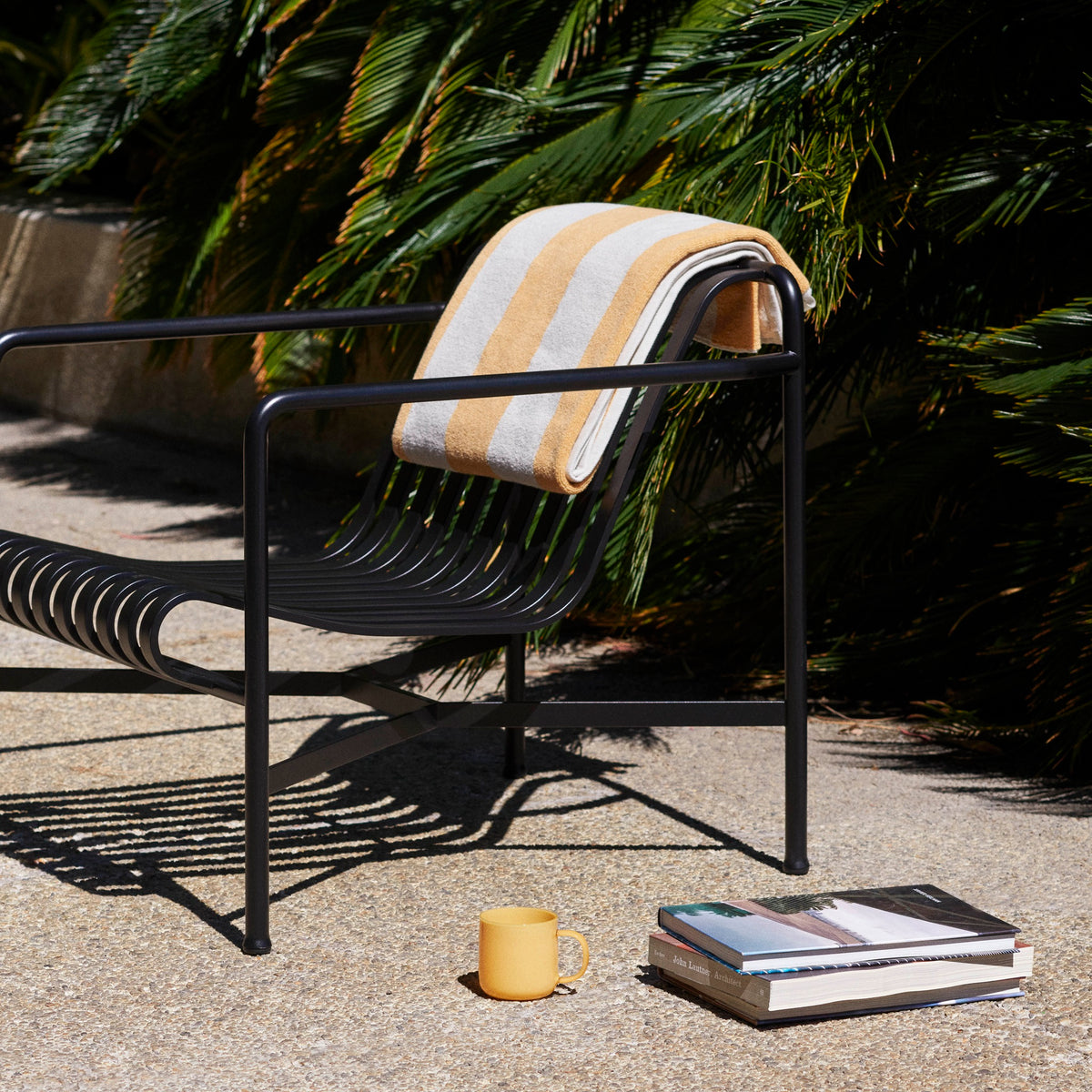 HAY Palissade Lounge Chair Low Outdoor-Stuhl niedrig