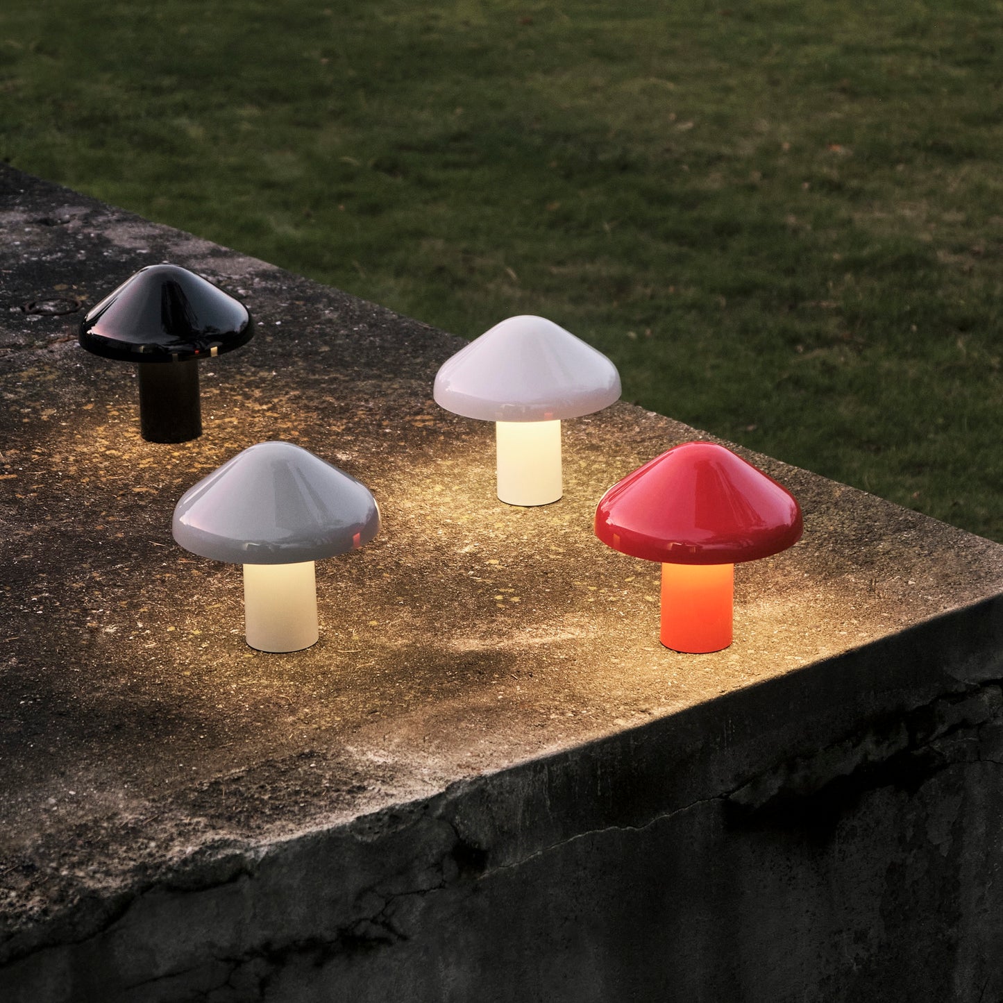 HAY Pao Lamp LED Lampe tragbare Akkuleuchte dimmbar weiß