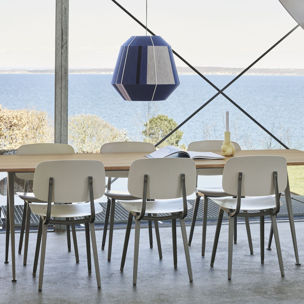 Hay Revolt Chair 4-Fuß-Stuhl Sitz & Rücken ABS-Kunststoff Stahlgestell