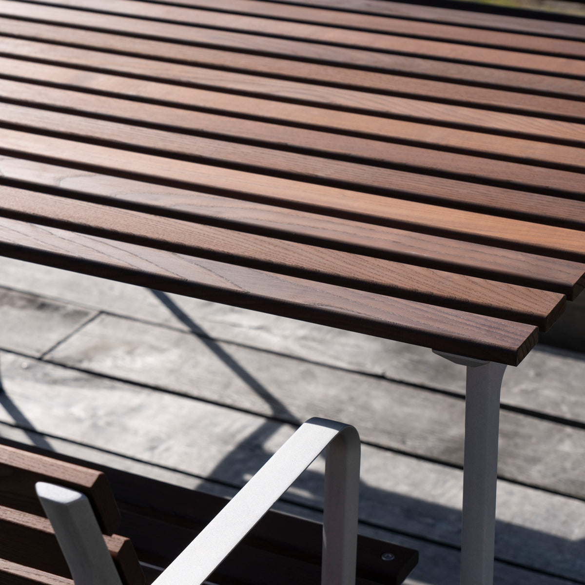 HAY Traverse Table Outdoor Tisch 140 x 83 cm Esche geölt / Aluminium
