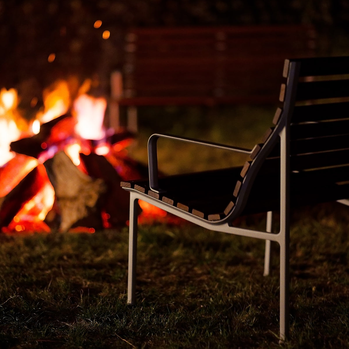 HAY Traverse Lounge Armchair Outdoor Armlehnenstuhl Esche geölt / Aluminium