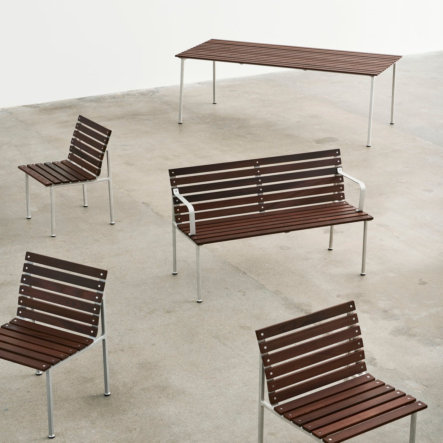 HAY Traverse Lounge Bench Outdoor Bank Esche geölt / Aluminium
